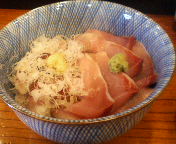 京橋京すしのさばいなだ二色丼