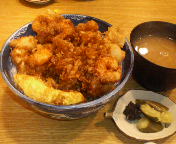 築地場外・天麩羅「黒川」 のかき揚げ天丼