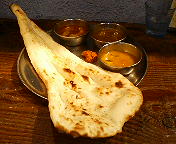 八重洲 南インド料理 ダバ・インディアのランチ 3色カレー