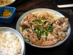 【ランチ】表参道・SIZZLE(しずる)/豚トロ焼き(肉大盛り)定食