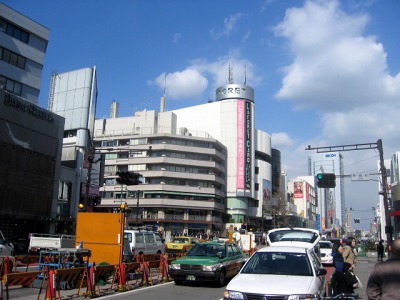 表参道・ラフォーレ原宿前 明治通り交差点