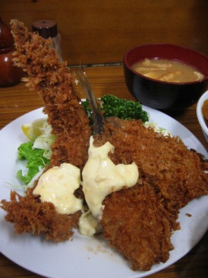 とんかつ 八千代の穴子・アジフライ+ライスにカレーがけ