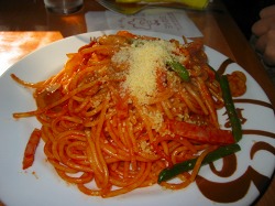 浅草ヨシカミのスパゲティナポリタン