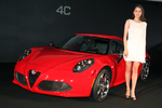 Alfa 4C 日本デビューでアルファ ロメオの女神「長澤まさみ」が降臨！