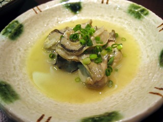 銀座5丁目･AROMA DININGのランチ　生牡蠣のバター焼き