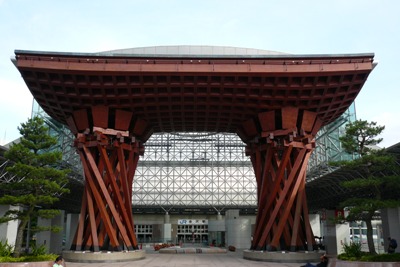 【'08北陸の旅】30年ぶりのブルートレイン!『寝台特急 北陸』号 終着「金沢駅」に到着!