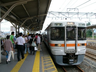 JR東海313系2両編成_大垣始発米原行き普通