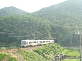 乗ってきた赤穂線播州赤穂行きと併走